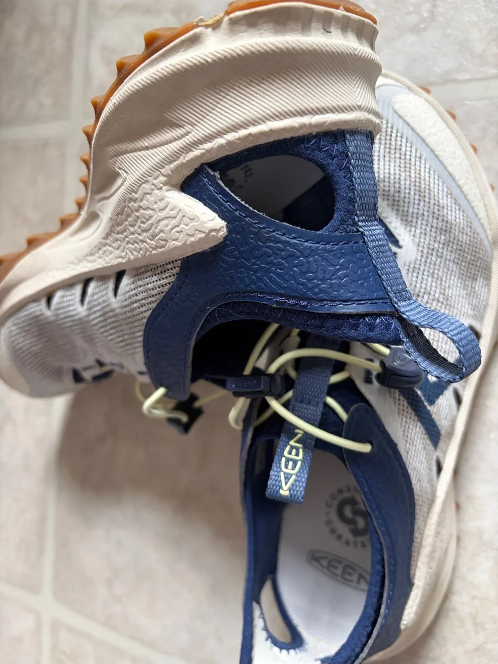 Keen slip sporty